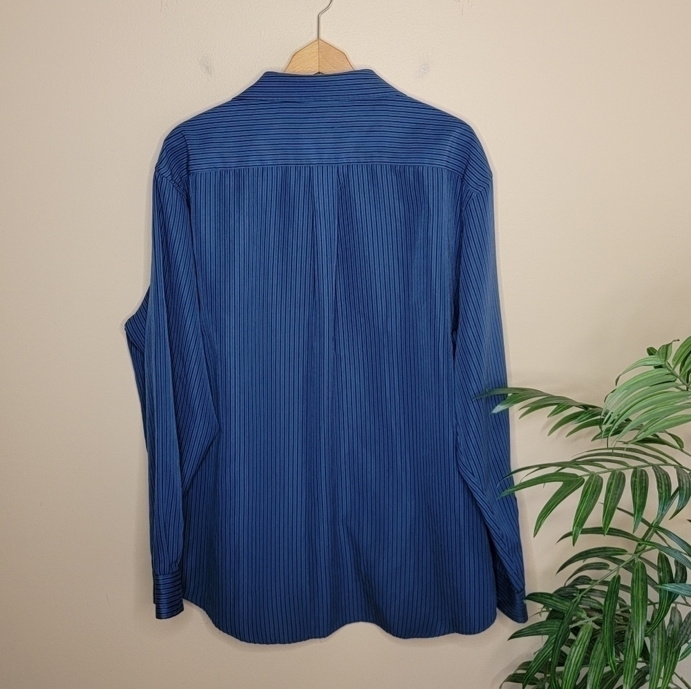 Croft & Barrow Blue Striped Long Sleeve Button Down Shirt Size XXL - Picture 2 of 4